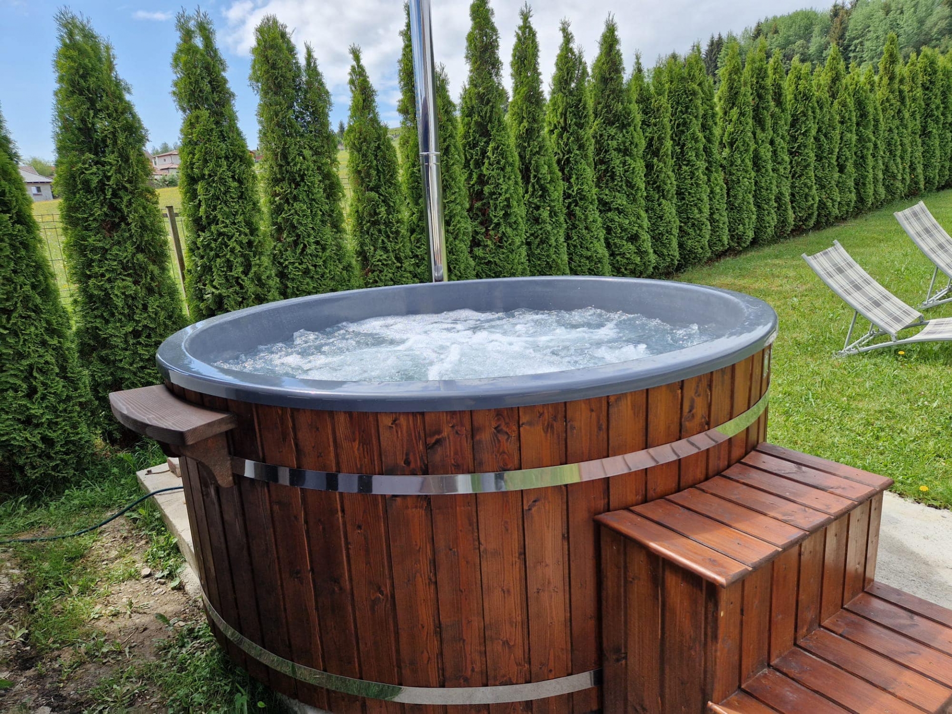 Hot tub